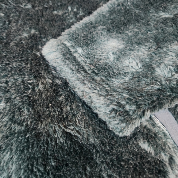 The North Face Hunter Green Women Size Medium Pullover Furry Fleece 1/4 Zip Coat - Picture 2 of 6